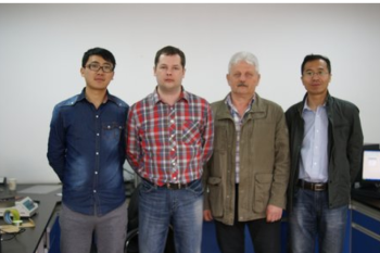 白俄罗斯国立大学专家应邀来huagong-beng
进行联合实验